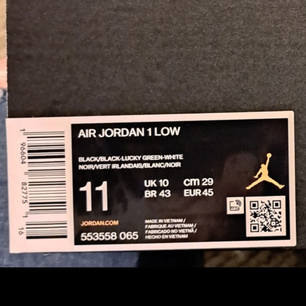 Nike, Jordan Men's Shoes Black and Green - Picture 5 of 14